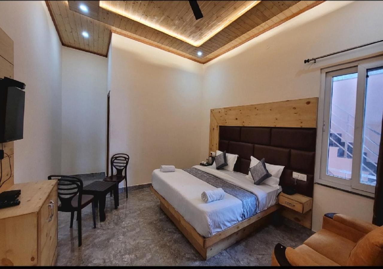 Hotel Skywing By Mountmemory Mussoorie Bagian luar foto